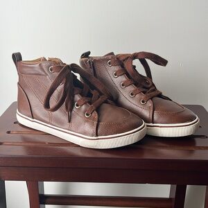EUC Cat & Jack faux leather high-top sneakers/dress shoes